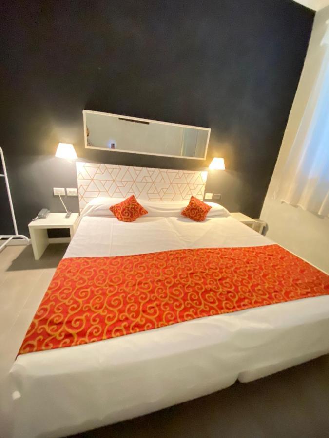 Hotel Villa Giovanna Milano Bagian luar foto
