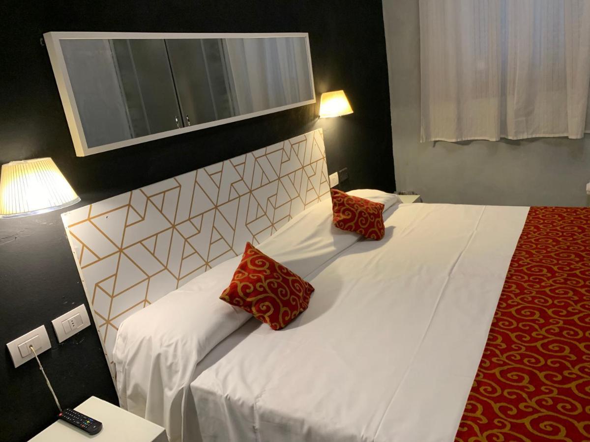 Hotel Villa Giovanna Milano Bagian luar foto