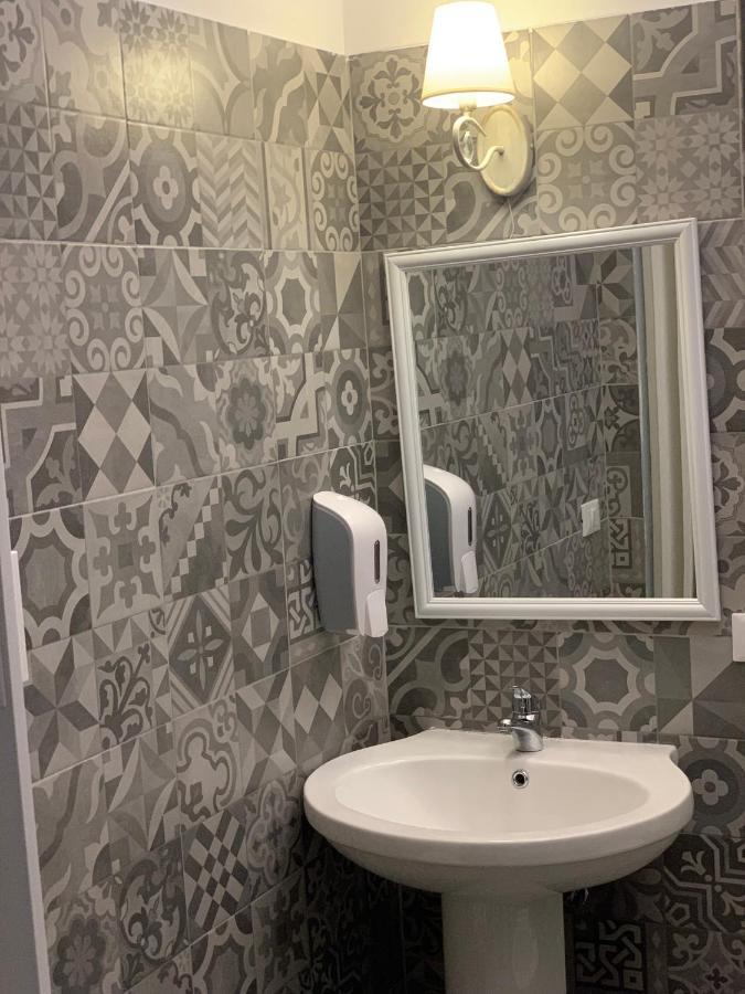 Hotel Villa Giovanna Milano Bagian luar foto